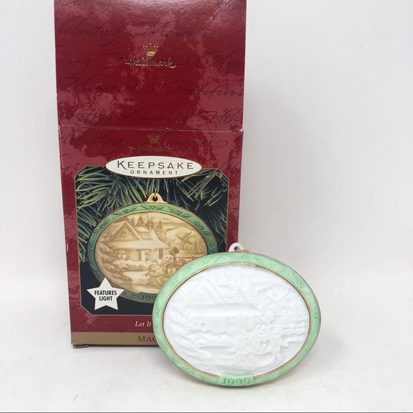 Hallmark Keepsake Let It Snow Light Up Dated 1999 - Picture 3 of 7